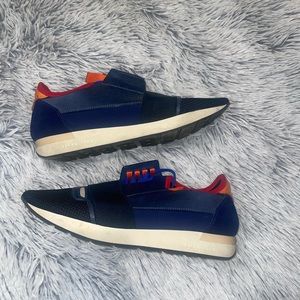 BALENCIAGA men’s sneakers size 41. Us 8